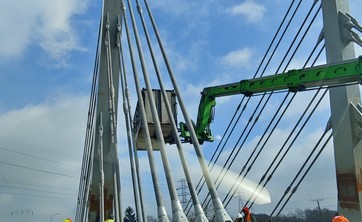 Badania sił w wieszakach mostu metodą wibracyjną
